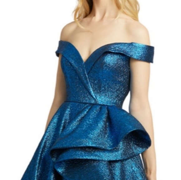 Macduggal - Picture 2 of 2